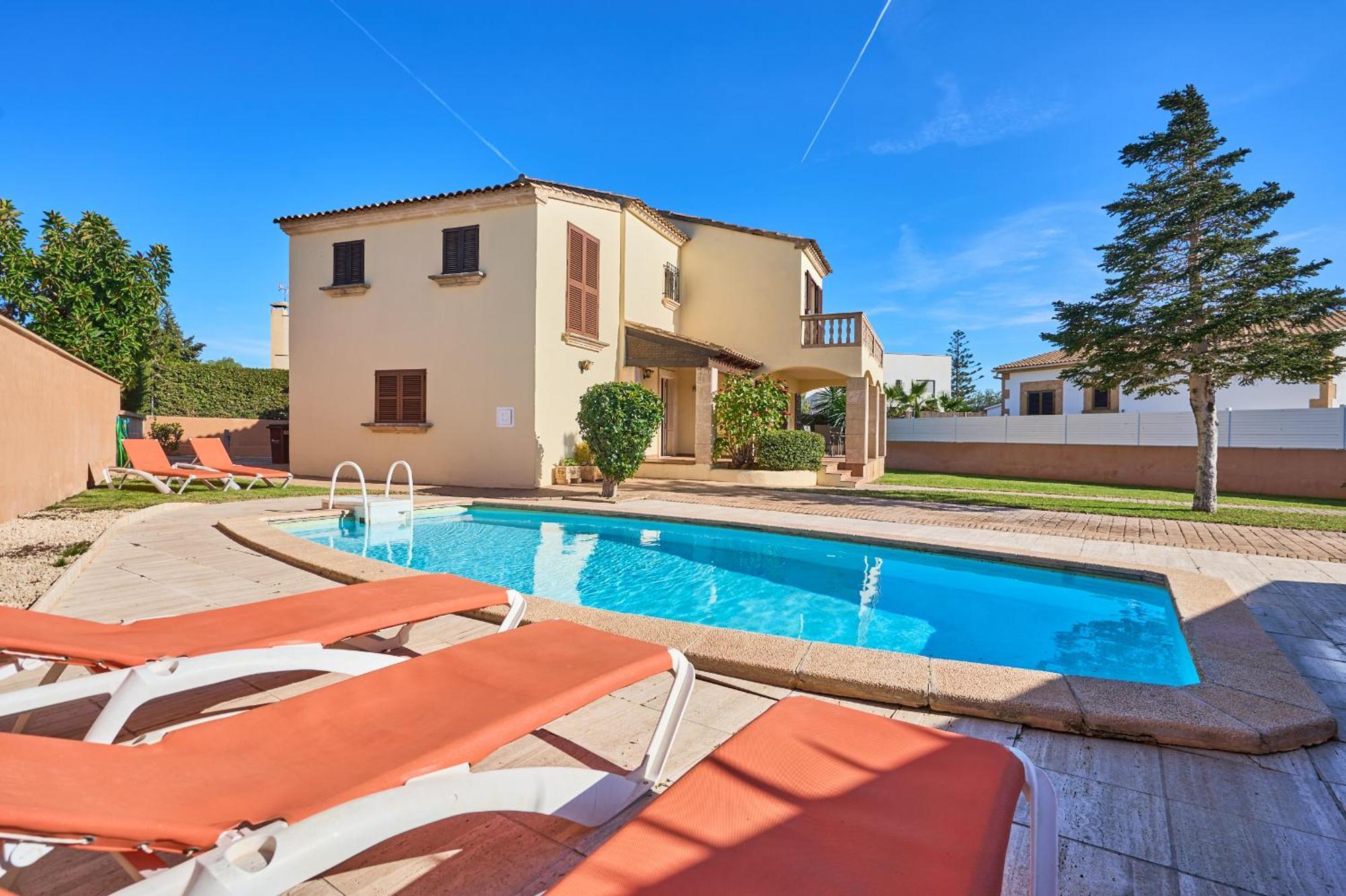 Tos Holiday home *